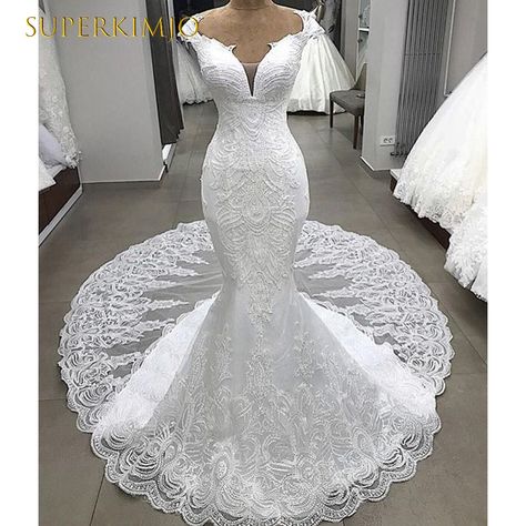 Simple Wedding Dress Elegant, Elegant Wedding Gown, Wedding Dress Elegant, Summer Wedding Dress Beach, Western Wedding Dresses, Simple Wedding Dress, Boda Mexicana, Stunning Wedding Dresses, Hair Raising