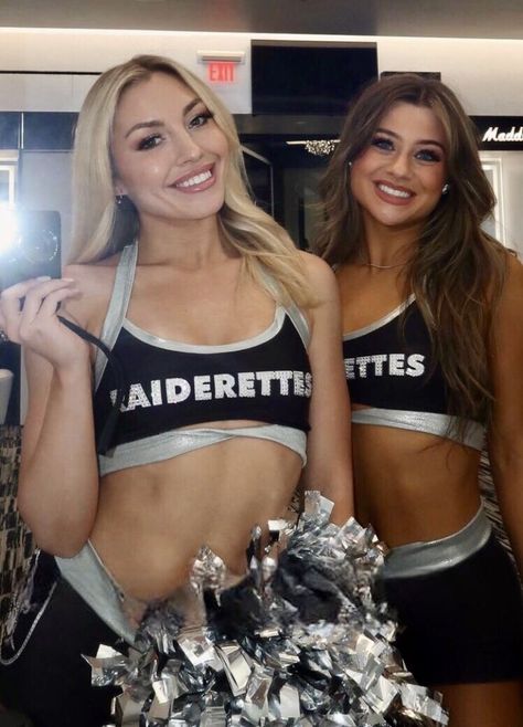 Las Vegas Raiders Cheerleaders, Raiders Car, Raiders Cheerleaders, Raiders Wallpaper, Raiders Baby, Raiders Girl, Raider Nation, Nfl Cheerleaders, Las Vegas Raiders