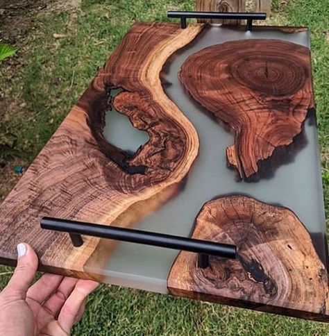 Working With Wood, Epoxy Wood Table, Wood Table Diy, Woodworking Inspiration, Resin Furniture, Epoxy Resin Wood, Branch Decor, Diy Bar, Epoxy Resin Crafts