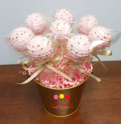 Gold Cake Pops, Pink And Gold Cake, Cake Pop Bouquet, Grad Party Favors, Cake Pop Designs, Pink Party Favors, 25th Birthday Parties, Cake Pop Decorating, Mini Cakes Birthday