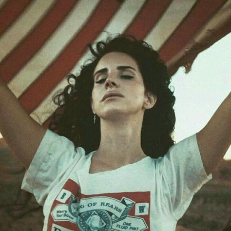 Lana Americana Aesthetic, Americana Aesthetic Lana Del Rey, Americana Aesthetic Coquette, Vintage American Aesthetic, All American Girl Aesthetic, American Core Aesthetic, Born To Die Era Aesthetic, Vintage Americana Summer, Old Americana Aesthetic