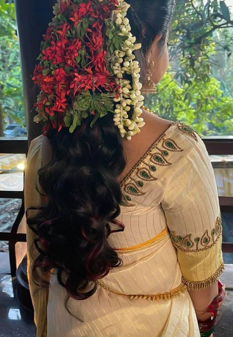 Thulasi Hairstyles Kerala, Jasmin Flower Hairstyle Kerala, Mullapoo Hairstyles Kerala, Jasmine Flower Hairstyle, Kerala Bride Hairstyles, Hairstyles Indian Wedding, Kerala Beauty, Hire Style, Open Hair