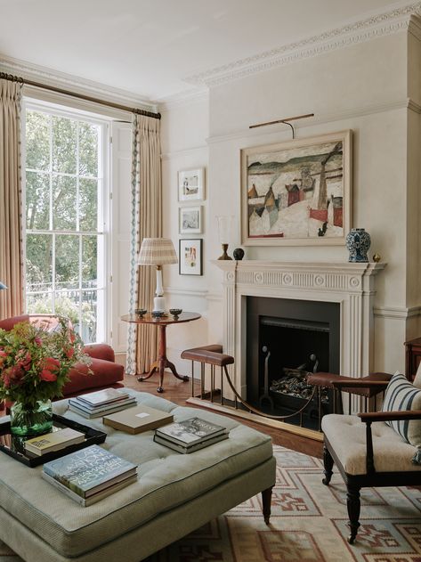 A classic and colourful Chelsea townhouse restored to its Georgian roots | House & Garden Georgian Living Room, Chelsea Townhouse, Robert Kime, Townhouse Interior, Georgian Interiors, Antique Table Lamps, Georgian Furniture, Victorian Townhouse, Victorian Cottage