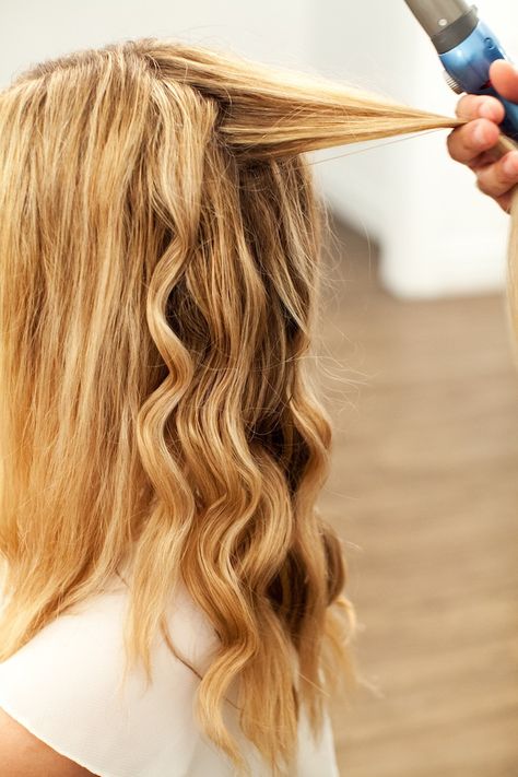 Beach Waves Long Hair, Easy Beach Waves, Beach Waves Hair, Beach Waves Tutorial, Beach Waves Hair Tutorial, Waves Tutorial, Long Hair Waves, Beach Curls, Waves Hair