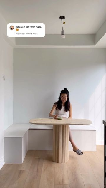 Window Seat Dining Table Small Spaces, Dining Table For Narrow Space, Narrow Kitchen With Table, Dining Table Tiny, Tiny Space Dining Area, Narrow Breakfast Table, Small Space Table Dining, Small Breakfast Nook Table, Small Narrow Dining Room