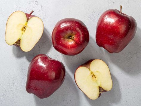 People love to hate Red Delicious apples. But it turns out, they haven't always been so mealy and unappealing. This so-so apple has quite the history. Fruits High In Fiber, Red Delicious Apples, Apple Varieties, Pleasant Grove, Free Fruit, High In Fiber, Real Fruit, Thick Skin, Apple Red