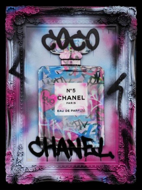 Museum Paintings, Classic Museum, Spray Paint Frames, Street Art Style, Painted Frames, Joker Drawings, Designer Logos, Graffiti Pictures, Parfum Chanel