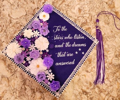 Acotar Graduation Cap, Quotes For Graduation Caps, Cap Inspiration, College Grad Cap Ideas, Grad Cap Decorated, Graduation Cap Decoration Diy, Senior Szn, High School Graduation Cap, College Graduation Cap Decoration