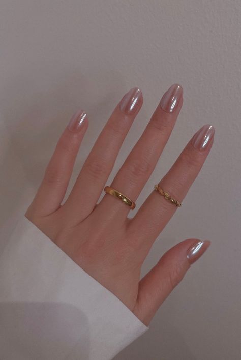 Luxury Hailey Aurora Nails,Pearl Pink Glazed | Reusable Handmade Press On Nails | Gel nails | Coffin nails | Almond nails | Glue On Nails, Nail Inspo, Hailey Bieber nails, Natural nails Nails Aurora Effect, Pink Shiny Nails, Gel Nails Coffin, Nails Pearl, Aurora Nails, Beauty Hacks Nails, Nails Gel Nails, Minimal Nails, Blush Nails