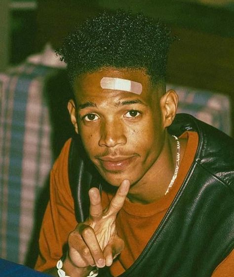 lovebrwn on Instagram: “Marlon Wayans.  I think this is from the 90s.” 90s Black Men, Look Hip Hop, 90s Rappers, Looks Hip Hop, Marlon Wayans, Hip Hop Classics, 90s Rap, 90s Men, 90s Hip Hop Fashion