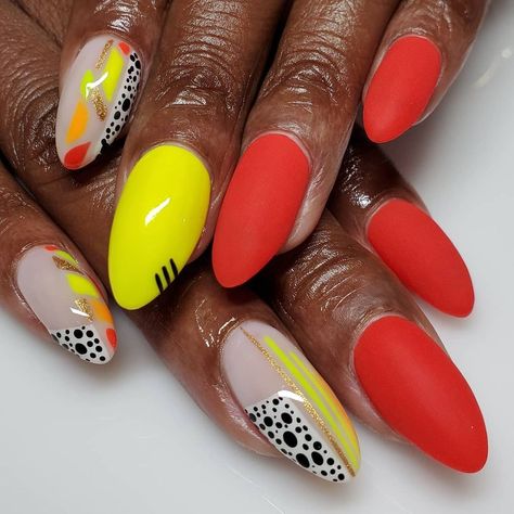 NiCole on Instagram: “A.D.I.D.A.S * * * #chicagonails #chicagonailtech #prettynails #chicagonailart #blacknailtech #blacknailart #dopenails #cutenails…” Nail Design Glitter, Funky Nail Art, Diva Nails, Modern Nails, Her Nails, Fall Acrylic Nails, Nails Only, Colorful Nail Designs, I Love Nails