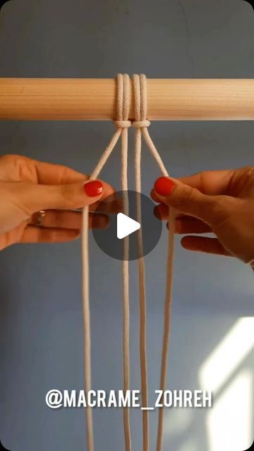 Macrame Canopy Diy, Macrame Cord Holder, Diy Macrame Bow Hanger, Decorative Knots Diy, How To Make Rainbow Macrame, Macrame 3mm Diy, Macrame Hanger Tutorial, Small Macrame Projects Tutorial, Macrame Patterns Tutorials Keychain