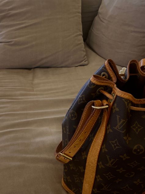 Noe Louis Vuitton, Perfect Movie, Stay Gold, Fancy Pants, Dream Life, Mood Board, Bags Designer, Autumn Fashion, Louis Vuitton