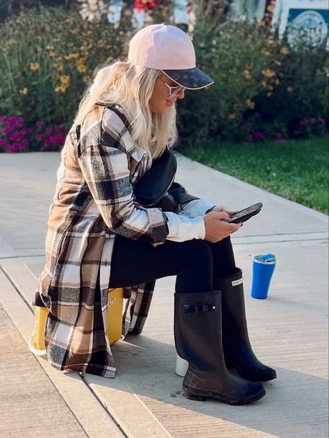 Weekend look! Casual fall outfit! Found my long plaid coatigan on sale and my Hunter boots for 50% off!!! Plaid. Fall outfit. Boots. Follow my shop @thelilliebag on the @shop.LTK app to shop this post and get my exclusive app-only content! #liketkit #LTKstyletip #LTKsalealert #LTKfindsunder50 @shop.ltk https://liketk.it/4klsb Fall Outfit Boots, Long Plaid Jacket, Country Fall Outfits, Outfit Boots, Casual Fall Outfit, Plaid Shacket, Fall Country, Plaid Jacket, Casual Fall Outfits