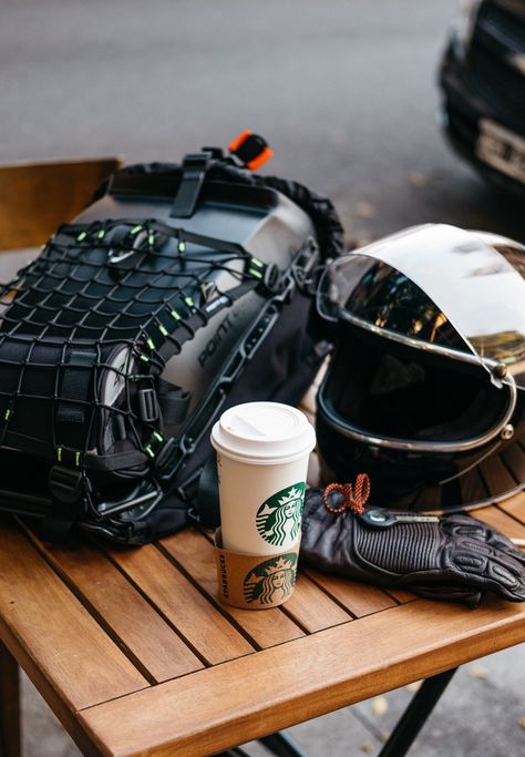 Helmet Photography, Motorcycle Photo Shoot, Triumph Bonneville T120, Harley Davidson Iron 883, Ride Bike, Dead Dog, Kodak Moment, Motorcycle Garage, Coffee To Go