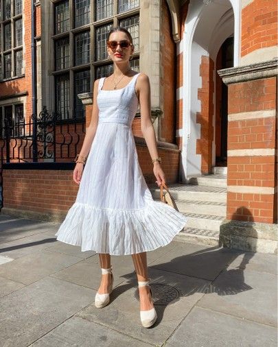 Styling Espadrilles Outfit, Long Dress With Wedges Outfit, Heeled Espadrilles Outfit, Espadrilles Wedges Outfit Summer, Dresses With Wedges Outfit, White Dress Spring Outfit, White Dress Outfit Shoes, Dress With Espadrilles Outfit, Wedges With Dress