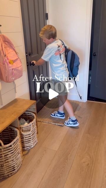 Hilary | simple home + intentional life | on Instagram: "If you add ONE routine this school year, let this be it!

I saw this idea of an after school loop last year @breathing.room.home and implemented asap and haven’t looked back!

The kids walk in the door and do their loop first thing.

No more asking for them to empty their backpacks, hang up their backpack, get their homework, or looking for their lunchboxes.

The after school loop takes care of everything, they walk in the door and know exactly what to do. It takes less than 5 minutes but makes all the difference for us all!

Also, there’s something more fun about calling it a loop! 

Add this to your after school routine, you won’t regret it!

#backtoschool #afterschoolroutine #homeroutine #kidsbacktoschool #intentionalhome" Backpack Area For Kids, Homework Room For Kids, Kids Backpack Station Small Space, Backpack Organization At Home, After School Routine For Kids, Kids Homework Room, Hang Backpacks, Homework Room, Bag Closet