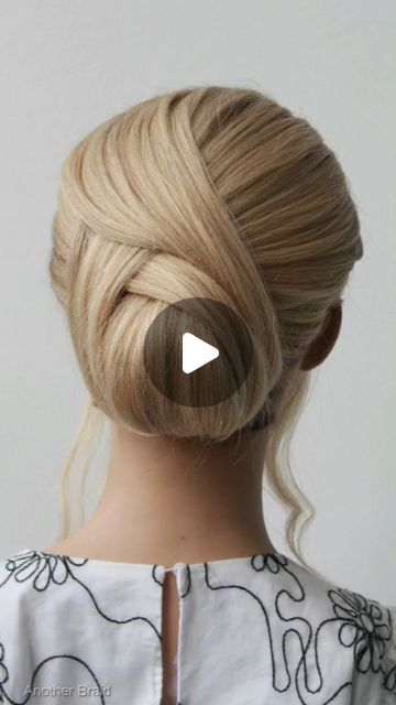 Cute Shoulder Length Haircuts, Up Dos For Prom, Short Homecoming Hair, Up Dos, Hair Upstyles, Simple Wedding Hairstyles, Hair Knot, Elegant Wedding Hair, Easy Hair Updos