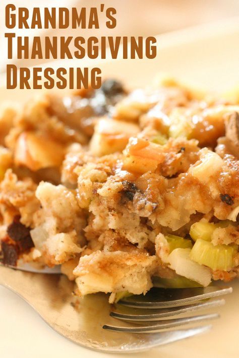 Grandma's Easy Thanksgiving Stuffing | Six Sisters' Stuff We love our Grandma's Thanksgiving Dressing. You don't need to stuff it in the bird. Just mix the ingredients and stick it in the oven. And it smells amazing. So many happy memories with this holiday dressing. #thanksgiving #stuffing Easy Thanksgiving Stuffing, Thanksgiving Dressing Recipe, Old Fashioned Thanksgiving, Dressing Stuffing, Thanksgiving Turkey Dinner, Dressing Recipes Thanksgiving, Bread Dressing, Thanksgiving Dressing, Thanksgiving Stuffing