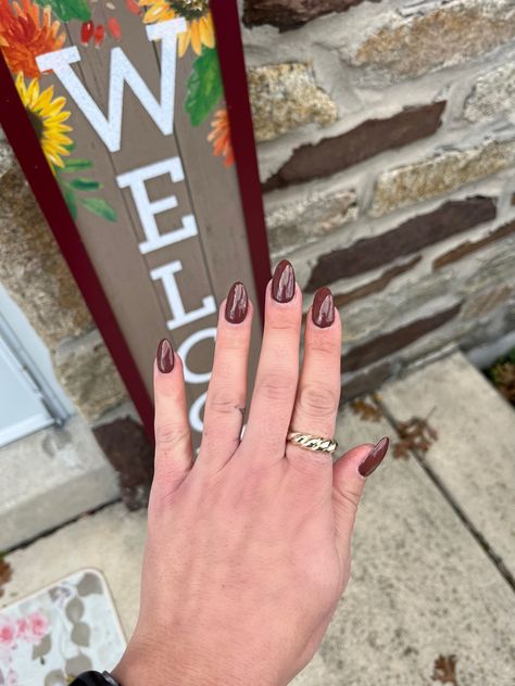 October Nails Dnd, Dnd Light Macore, Dnd Nails, Fall Nail Color, 2023 Nails, October Nails, Fall Nail Colors, Brown Nails, Fall Nail