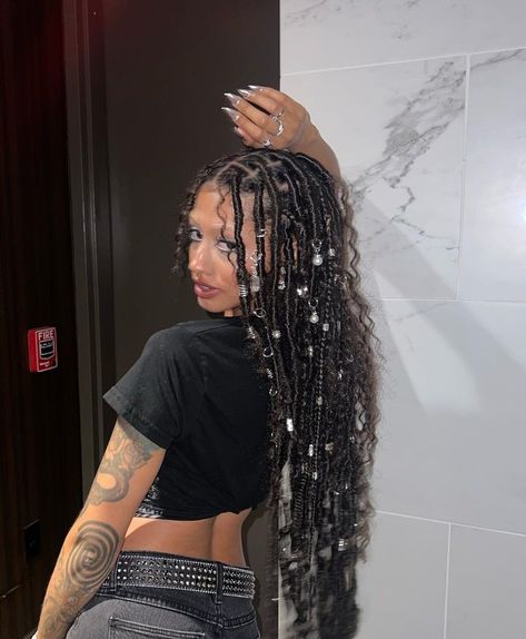 Locs Grunge Core, Pic Aesthetic, Goddess Braids Hairstyles, Faux Locs Hairstyles, Box Braids Hairstyles For Black Women, Cute Box Braids Hairstyles, Quick Braided Hairstyles, Protective Hairstyles Braids, Punk Hair