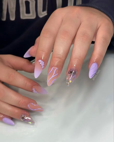 Purple Acrylic Nails Medium Length, Purple Birthday Nails Almond, Pretty Birthday Nails Almond, Sweet 16 Nails Almond, Sweet 16 Nails Acrylic Purple, Purple Quinceanera Nails Short, Medium Almond Nails Designs Summer, Purple Nails Medium Length, Ombre Nails Flower