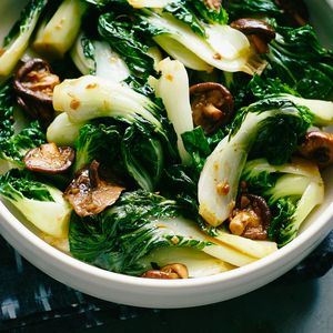 Bok Choy and Mushroom Stir-Fry | MyRecipes.com Think of mild-flavored, juicy bok choy as an invitation to experiment in the kitchen. It's especially good with earthy mushrooms. Thoroughly drying the bok choy before cooking ensures that you don't end up with a watery sauce. Mushroom Stir Fry, Plats Healthy, Mapo Tofu, Stir Fry Recipes, Idee Pasto Sano, Diet Keto, Asian Cooking, Veggie Dishes, Asian Dishes