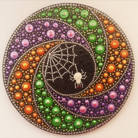 Halloween Mandala Dotting, Pumpkin Dot Painting, Dot Art Halloween, Fall Mandala Dot Art, Pumpkin Dot Art, Halloween Mandala Art, Fall Dot Art, Halloween Dot Painting, Halloween Dot Art