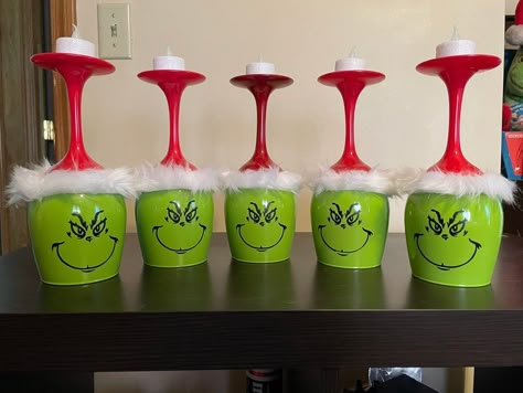 Grinch Stuff, Grinch Crafts, Wine Glass Candle Holder, Grinch Decorations, Christmas Clothespins, Christmas Wine Glasses, Grinch Christmas Party, Whoville Christmas, Wine Glass Candle