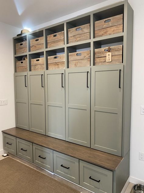 Lockers With Doors, Cubby Ideas, Small Mudroom Ideas, Mudroom Cubbies, Barn Door Console, Gear Room, Built In Lockers, Locker Designs, Mudroom Lockers