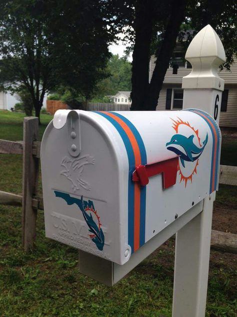 Awesome mailbox Dolphin Memes, Miami Dolphins Funny, Dolphin Quotes, Painted Mailbox, Miami Dolphins Cheerleaders, Painted Mailboxes, Dolphin Painting, Unique Mailboxes, Mailbox Ideas