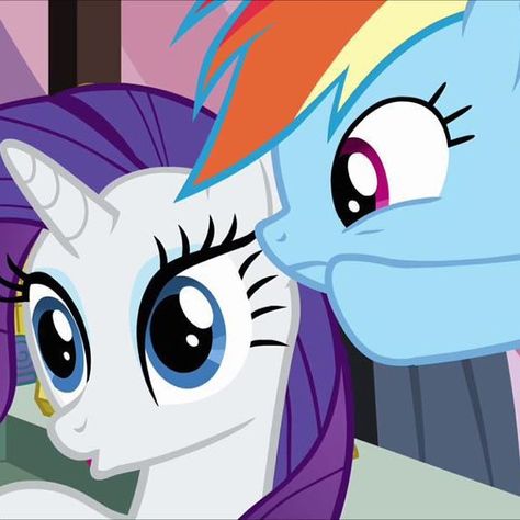 I wonder what Rainbow is whispering to Rarity... Baby Maker, Mlp Rarity, My Little Pony Characters, My Beautiful Daughter, Mlp My Little Pony, Rainbow Dash, Equestria Girls, Rarity, Ponies