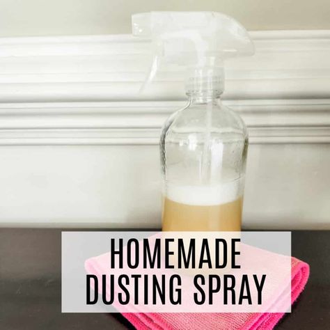 Make your own DIY dusting spray at home. This homemade dusting spray is easy to make and works great! You will love this natural DIY dusting spray. Diy Dusting Spray, Homemade Dusting Spray, Dust Repellent, Dusting Spray, Homemade Cleaning Supplies, Cleansing Spray, Homemade Cleaners, Essential Oils Cleaning, Easy Cleaning Hacks