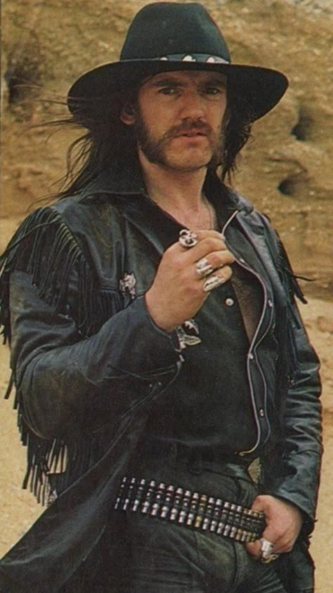 Metalhead Leather Jacket, Rock N Roll Western Style, Lemmy Kilmister 70s, 80s Heavy Metal Fashion, 70s Rock Fashion, Motorhead Lemmy, Lemmy Motorhead, Lemmy Kilmister, 80s Metal