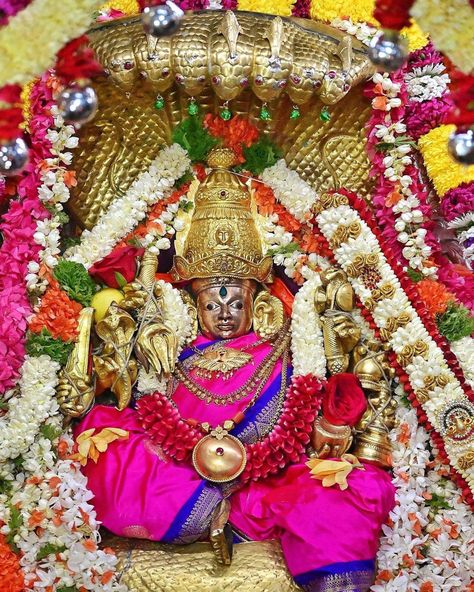 Kushmanda Devi Hd Images, Chamundi Devi Images, Chamundeshwari Devi Mysore, Yedeshwari Devi Photo Hd, Bhimsen Joshi, Chamundeshwari Devi Hd Wallpaper, Ekveera Devi Hd, Photos Of Ganesha, Devi Images Hd