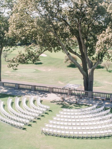 Outdoor wedding ceremony with white chairs. Outdoor wedding ceremony with large tree overhead. Sleepy Hollow Country club in Briarcliff Manor, NY. Photographed for Abby Jiu by Cassi Claire Photography #cassiclaireweddings #coutureweddings #luxuryweddings #elegantweddings #timelessweddings #newyorkweddings #newyorkweddingphotographer #sleepyhollowcountryclub #blacktieweddings #countryclubweddings #nycountryclub #estateweddings Circle Chair Wedding Ceremony, Wedding Chair Ceremony, Angled Wedding Ceremony Seating, Large Wedding Ceremony, Arched Ceremony Seating, Rounded Ceremony Seating, Wedding Ceremony Layout Chairs, Ceremony Chairs Layout, Outside Wedding Ceremony Seating