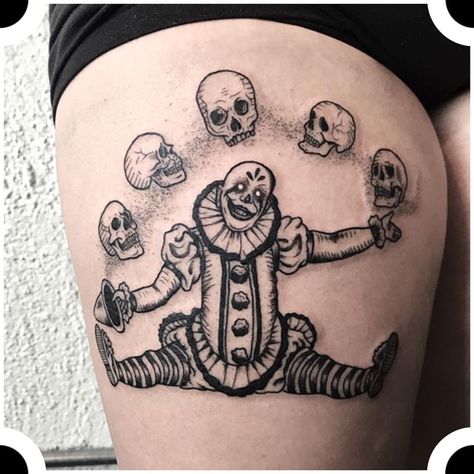 Skull Clown Tattoo, Creepy Tattoos Ideas, Skeleton Clown Tattoo, Killer Clown Tattoo, Creepy Clown Tattoo, Freakshow Tattoo, Small Scary Tattoos, Scary Clown Tattoo, Small Clown Tattoo