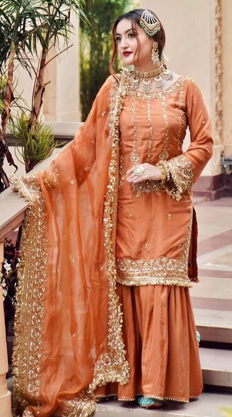 Punjabi Garara Suits, Rust Colour Suit Punjabi, Orange Pakistani Suit, Orange Punjabi Suit, Jago Outfit, Indian Dress Up, Bridal Suits, Suits Punjabi, Lehenga Designs Simple