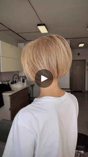 1.3K views · 274 reactions | Bob Haircut by @fiby_hairstyle ✂️✨ #boblvrs #bob #bobhaircut #bobhairstyle #bobcut #alinebob #haircut #бобкаре #bobfrisuren #bobfrisur #bobhaarschnitt #bobschnitt #shorthair #shorthairstyles #bobhaircut #shorthair #hair #hairstyle #bobhairstyles #hairstyles #hairdresser #shorthaircut #haircuts #shortbob #besthaircut #haircutsforwomen #haircutstyle #hairgoals #love #shorthairdontcare | Bob-Lovers Aline Bob, French Chic Fashion, Paris Hair, Chin Length Hair, Hair St, French Chic, Bob Haircut, Cool Haircuts, Bob Cut