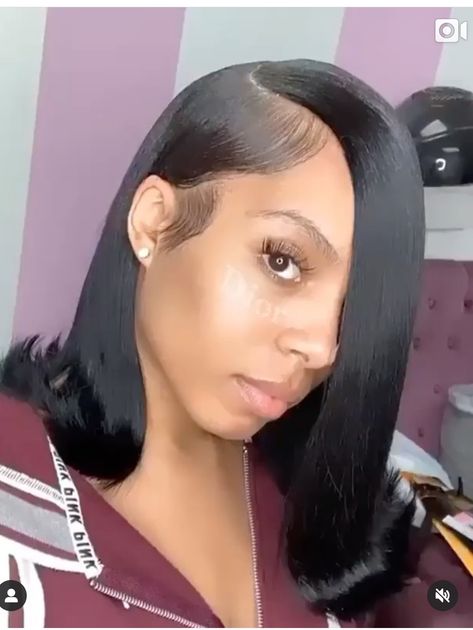 Flipped Bob, African American Wigs, Short Hair Wigs, Hair Bob, Short Straight Hair, Quick Weave, Short Hair Balayage, Hair Flip, Short Hair Color