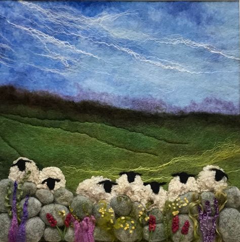 Countryside Art, Felt Wall Hanging, Needle Felting Diy, Wet Felting Projects, Sheep Art, Felted Wool Crafts, Felt Pictures, Punch Needle Patterns, Hand Embroidery Kit