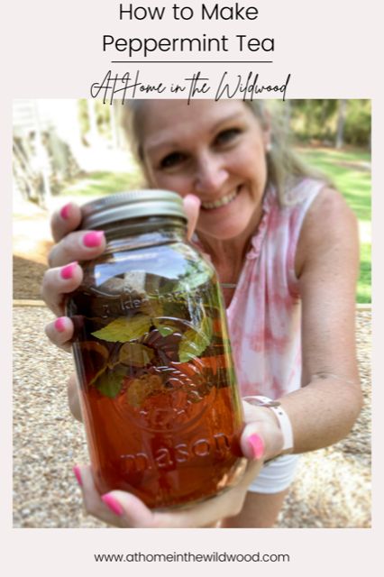 Homemade Peppermint Tea, Peppermint Iced Tea, How To Make Peppermint Tea, Peppermint Tea Recipe, Drying Leaves, Mint Tea Recipe, Peppermint Recipes, Peppermint Plants, Tea Drink Recipes