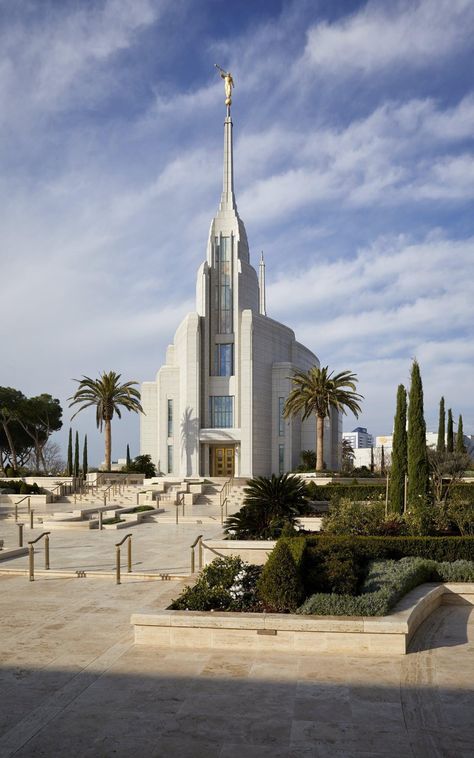 Lds Temple Pictures, Rome Wedding, Temple Photography, Temple Pictures, Church Pictures, Mormon Temple, Lds Temple, Lds Church, Lds Temples