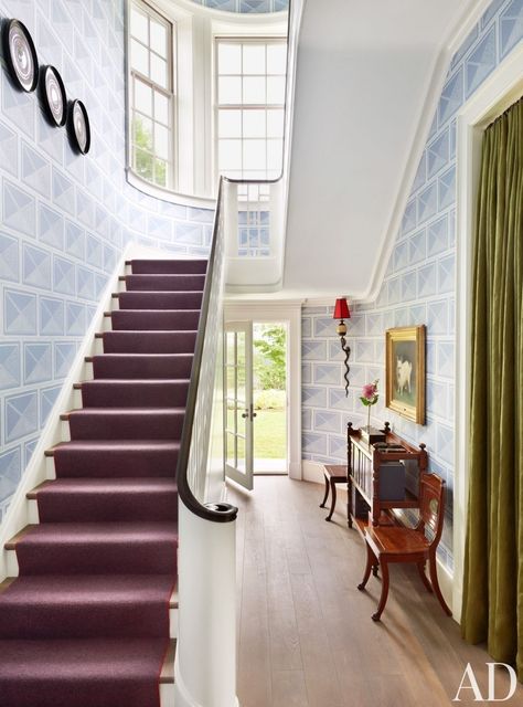 Peter Pennoyer, Katie Ridder, Striped Stair Runner, Engineered Oak Flooring, Traditional Staircase, Painted Stairs, Top Interior Designers, Stair Runner, Oak Floors