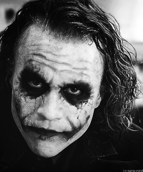 Joker Face Tattoo, Joker Art Drawing, Dark Knight Joker, Joker Dark Knight, Joker Photos, Joker Drawings, Der Joker, Joker Makeup, Joker Heath