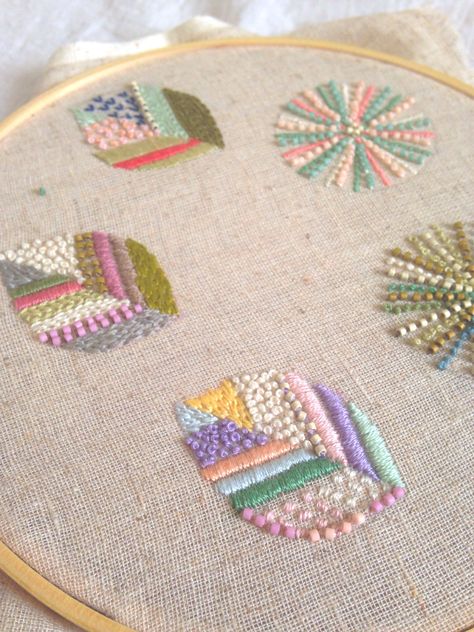 Leaf Embroidery Abstract Hand Embroidery, Abstract Embroidery Designs, Leaf Embroidery Design, Bed Pictures, Sulaman Pita, Desain Quilling, Abstract Leaf, Pola Sulam, Japanese Embroidery