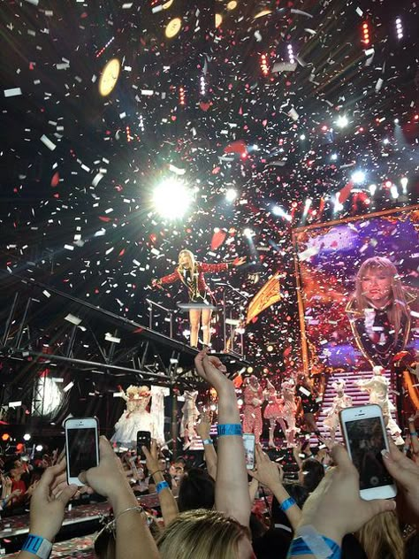 Hey guys! Sorry I haven't been active lately. I've been busy with grad, been sick, and gone camping down in Oregon, and, as you know, I went to the Taylor Swift concert! This was my first Taylor concert, and I was fortunate enough to enjoy the show from the pit! The show itself was incredible. The crowd was 42,000 strong and we did not back down. Every word to every single song was shouted out into the stadium for everyone to hear. It was an awesome time! My favorite performances were "I Knew Yo Swift Concert, Concerts To Go To, T Swift Concert, Taylor On Tour, Go To A Concert, Show Time, Taylor Swift Concert Eras, Taylor Concert Aesthetic, Taylor Swift In Concert