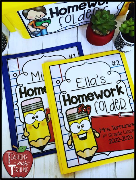 School Folder Design, Kindergarten Homework Folder, 2nd Grade Homework, Homework Folder Cover, Folder Decoration, 1st Grade Homework, First Grade Homework, Homework Folders, Take Home Folders