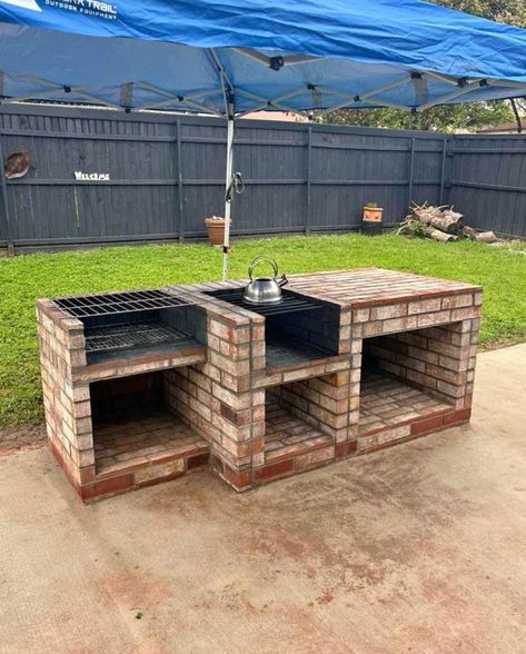 Diy Brick Grill, Outside Kitchen Ideas On A Budget, Outside Bbq Area, Outdoor Grill Area Diy, Brick Built Bbq, Outdoor Grill Diy, Backyard Grill Ideas, Brick Grill, Stone Bbq