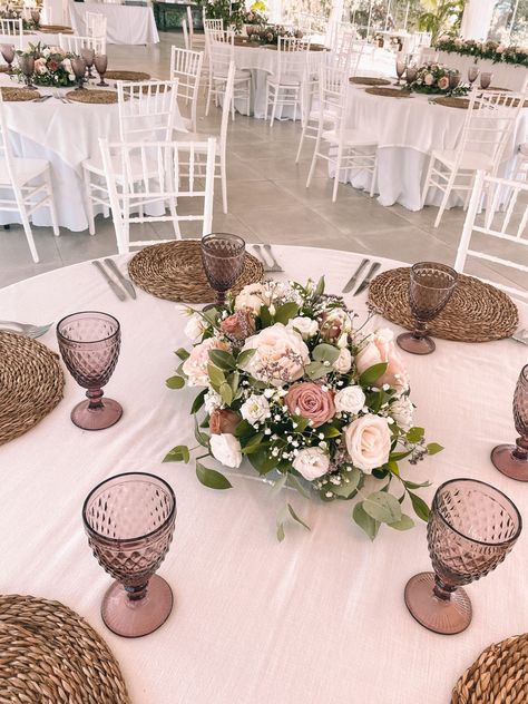 Low Centerpieces Wedding, Low Floral Centerpieces, Artificial Floral Centerpieces, Low Wedding Centerpieces, Wedding Flower Table Decorations, Round Table Centerpieces, Greenery Wedding Centerpieces, Table Centerpiece Flower, Table Floral Arrangements